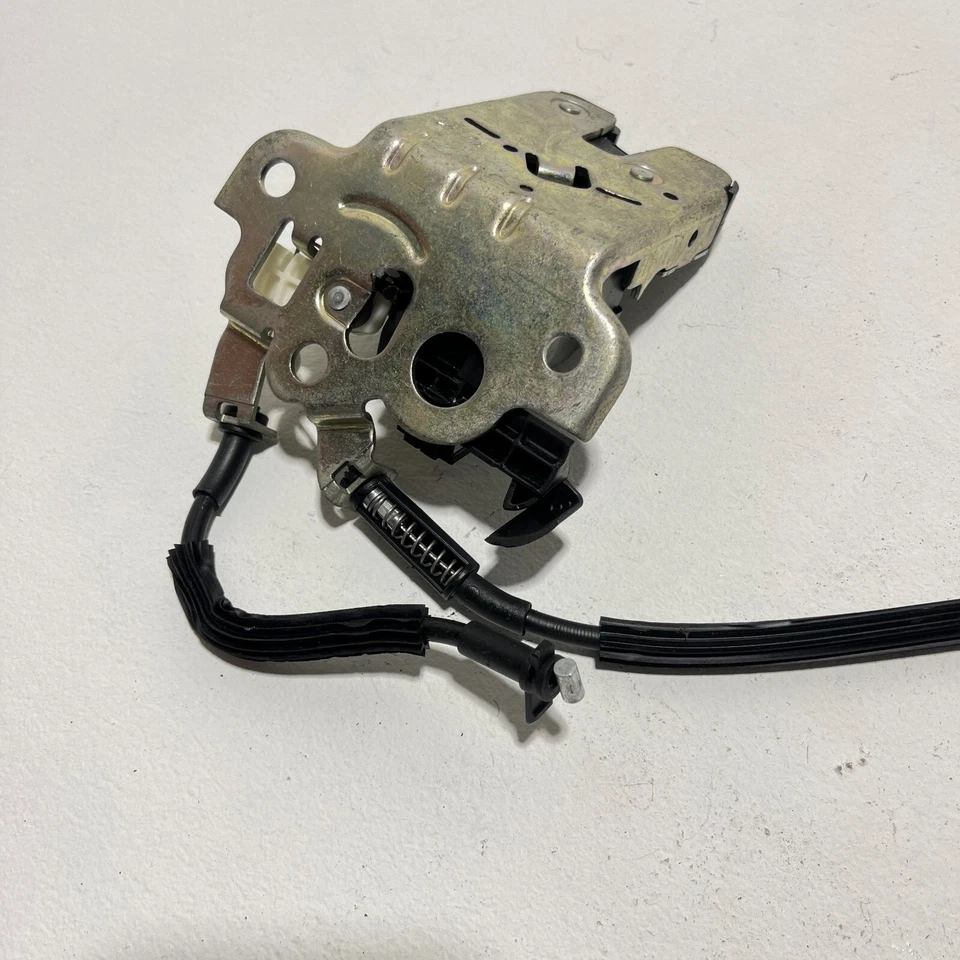 AUDI TT Quattro 2016-2023 maletero tapa bloqueo pestillo actuador OEM Foto 4 de 4