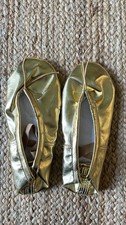 Nexete Ballet Dance Shoes Slippers Split-Sole Flats in Gold. Big kid 4.5