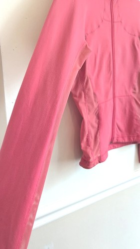 Lululemon Catch Me Air Coral Jacket Size 8/10 Full Zip Back Zip Vent - Picture 3 of 5