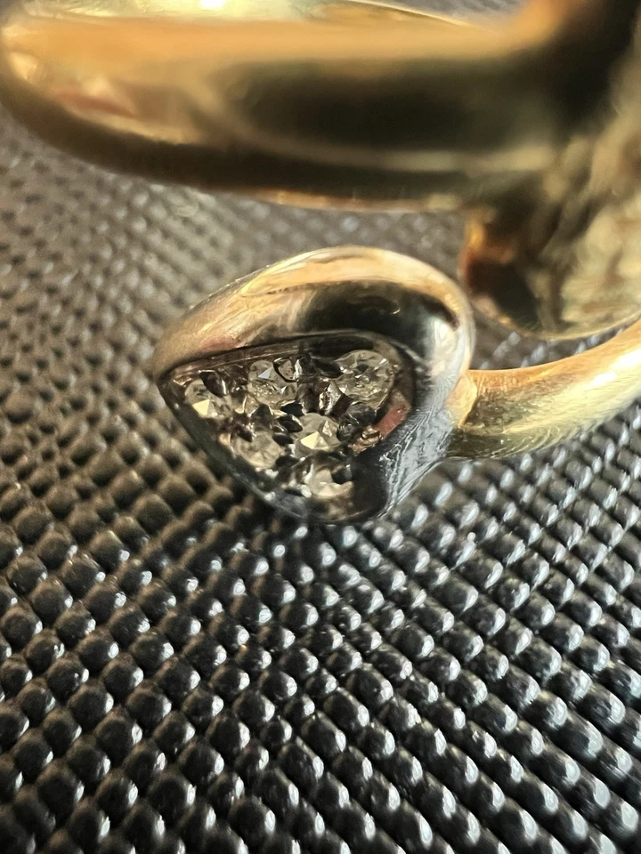 Anillo de oro blanco de 18k con halo de diamantes amarillos y blancos talla 6 Foto 3 de 4