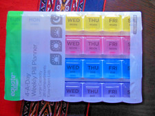 EQUATE 4-A-Day Pill Planner 28 Compartments Easy To Read Icons  Free Shipping