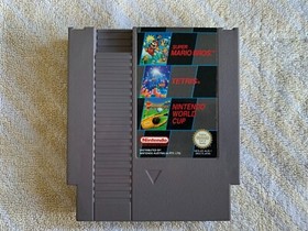 Nintendo Entertainment System (NES)- Super Mario Bros./Tetris/World Cup -Working