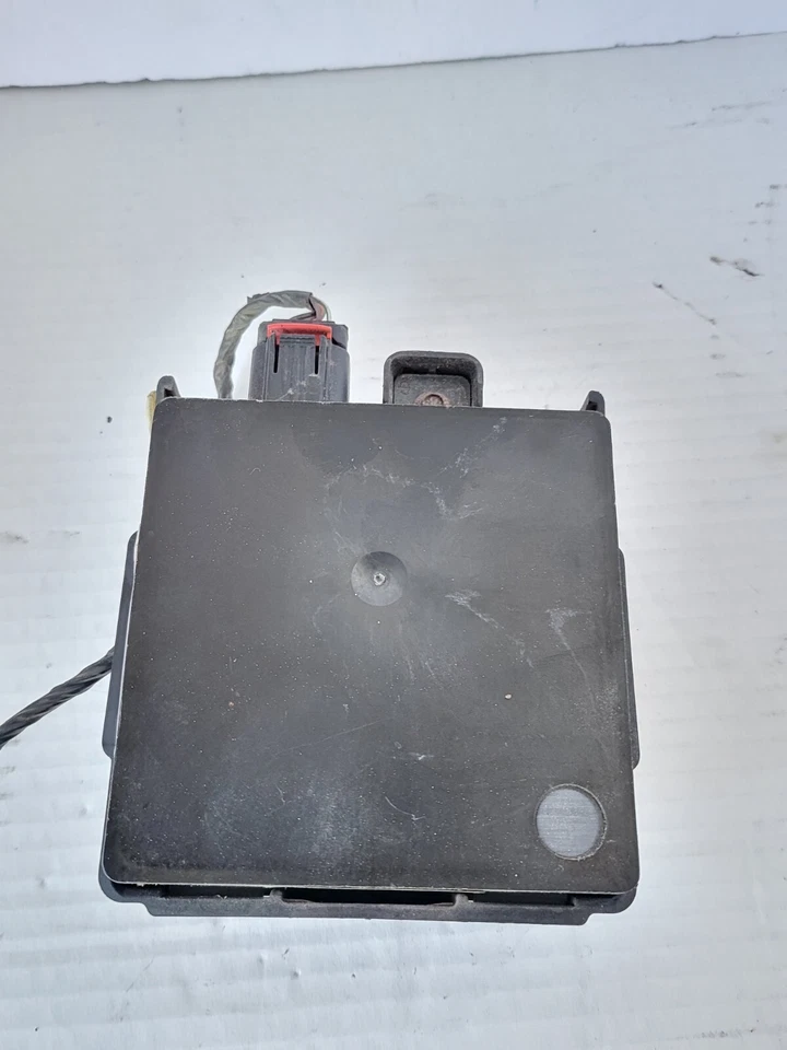 ✅️13-19 LINCOLN MKT LEFT REAR BLIND SPOT SENSOR MODULE DG1T-14D599-BA OEM - Image 2 of 4