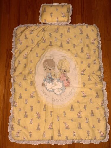 Precious Moments Baby Crib Blanket Comforter W Pillow Yellow White Ruffle Edge - Picture 1 of 5
