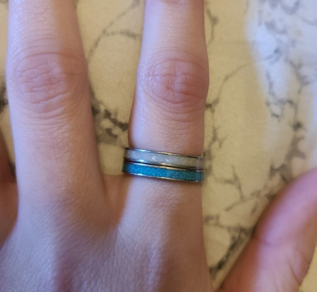 Size 6 Two Stackable Rings - image 10