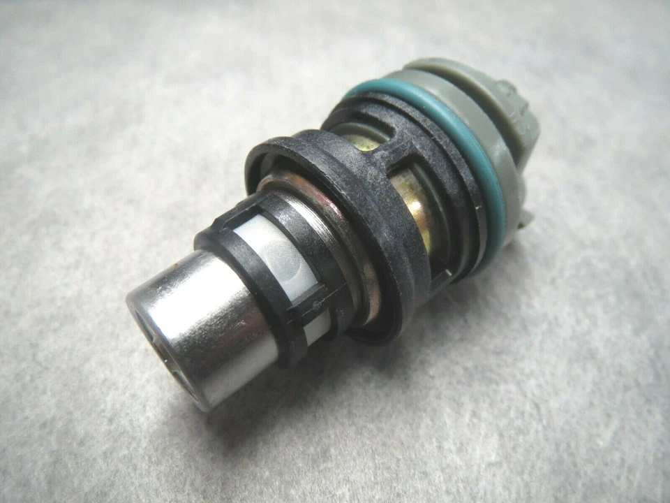 Inyector de combustible de carrocería del acelerador para Chevy S10 GMC Sonoma 2.2 Hecho en EE. UU. ¡Envío rápido! Foto 4 de 4