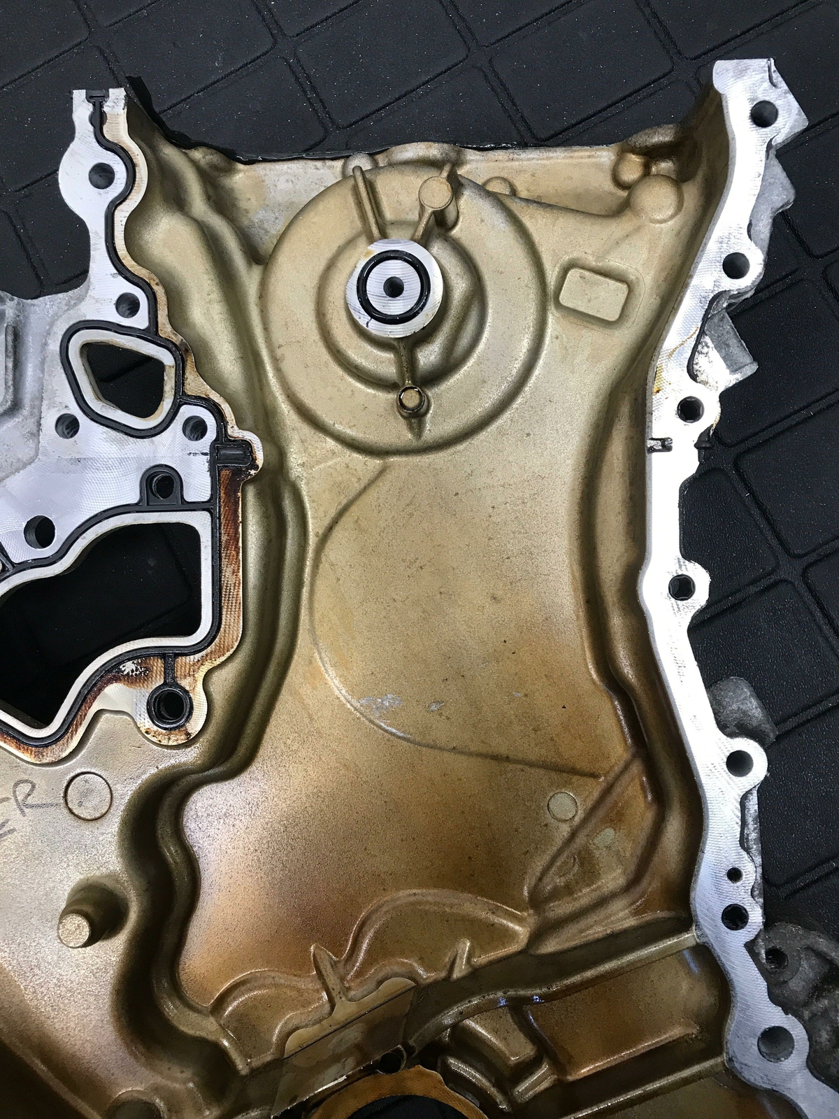 13 - 16 MASERATI QUATTROPORTE M156 3.0L ENGINE TIMING COVER OEM