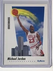 1992 Skybox MICHAEL JORDAN Skymaster-card #583–Great Pose!