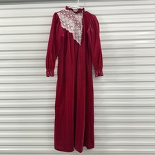 Vtg Donna Richard Gilligan Omalley Nightgown Women Pettite Lace Pockets USA