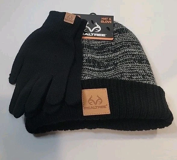 RealTree Men's Hat Glove Gray Black Winter Ski Outdoor Beanie 2 Piece NEW