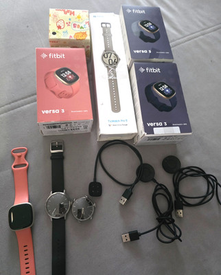 Fitbit Versa 3 und weiter Uhren verschiedener Hersteller bitte Beschreibun Lesen