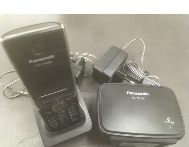 Téléphone SIP Panasonic KX TGP600CE avec base DECT extensible noir - 2