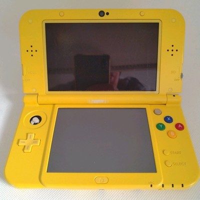 New Nintendo 3DS XL LL Pikachu Yellow Console Stylus japan ver