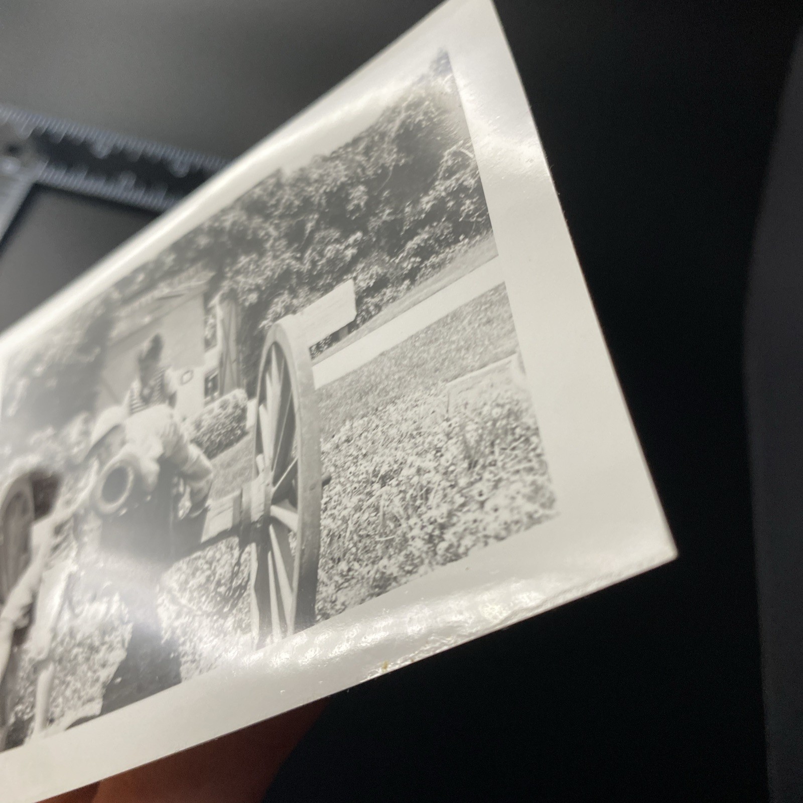 1952 Sutter’s Fort State Historic Park Sacramento CA Kids on Cannon Photo P19a9