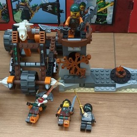 LEGO NINJAGO 70593 The Green NRG Dragon Set Lloyd Ghost Cole 5 Minifigs Box