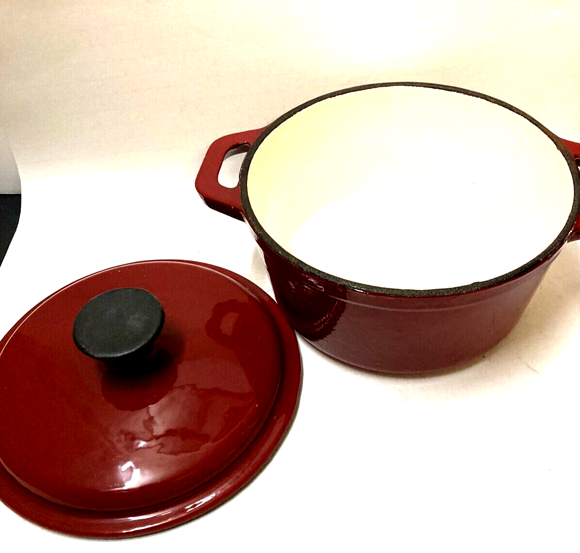 World Market Quart Cast Iron Enamel Dutch Oven Merten Storck 1873