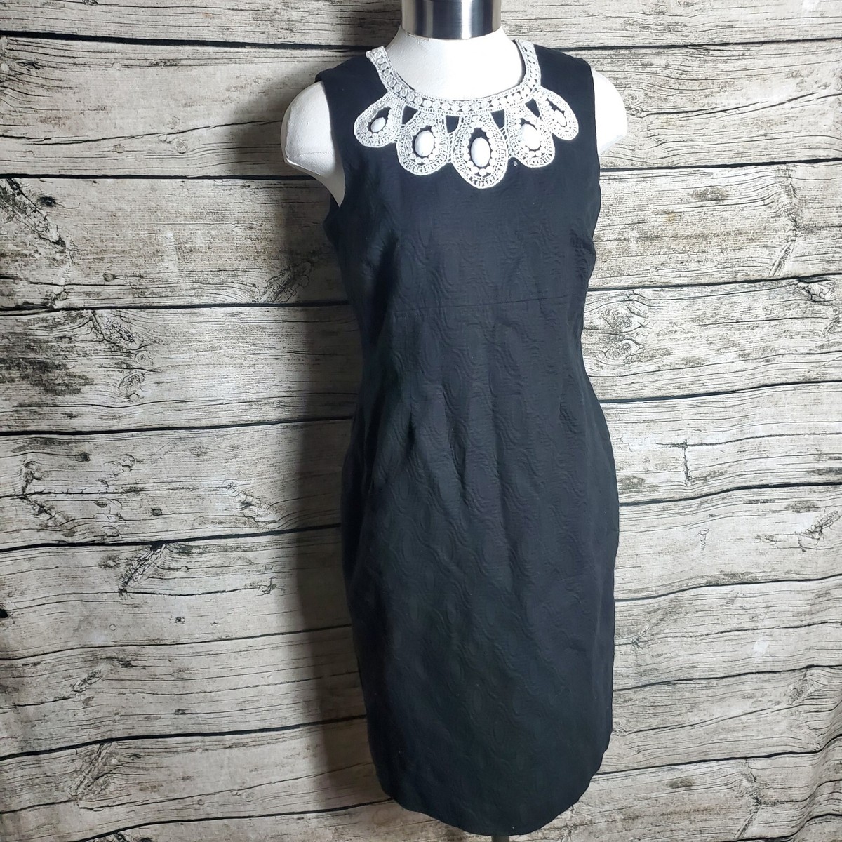 black dress petite size PrettyLittleThing Women's Petite Scoop Neck Contour Jersey Racer Back Maxi Dress in Black