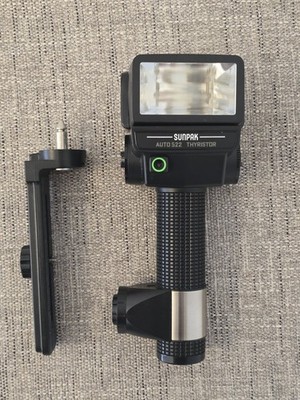 Sunpak Auto 522 Thyristor Handle Mount Strobe Flash for Film Digital DSLR