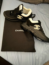 CHANEL Black/White Low Top Lace-Up Logo Trainers Sneakers UK 6.5 Men