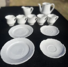 VTG Child's Miniature Scalloped Porcelain 11 Piece White Floral Tea Set DARLING