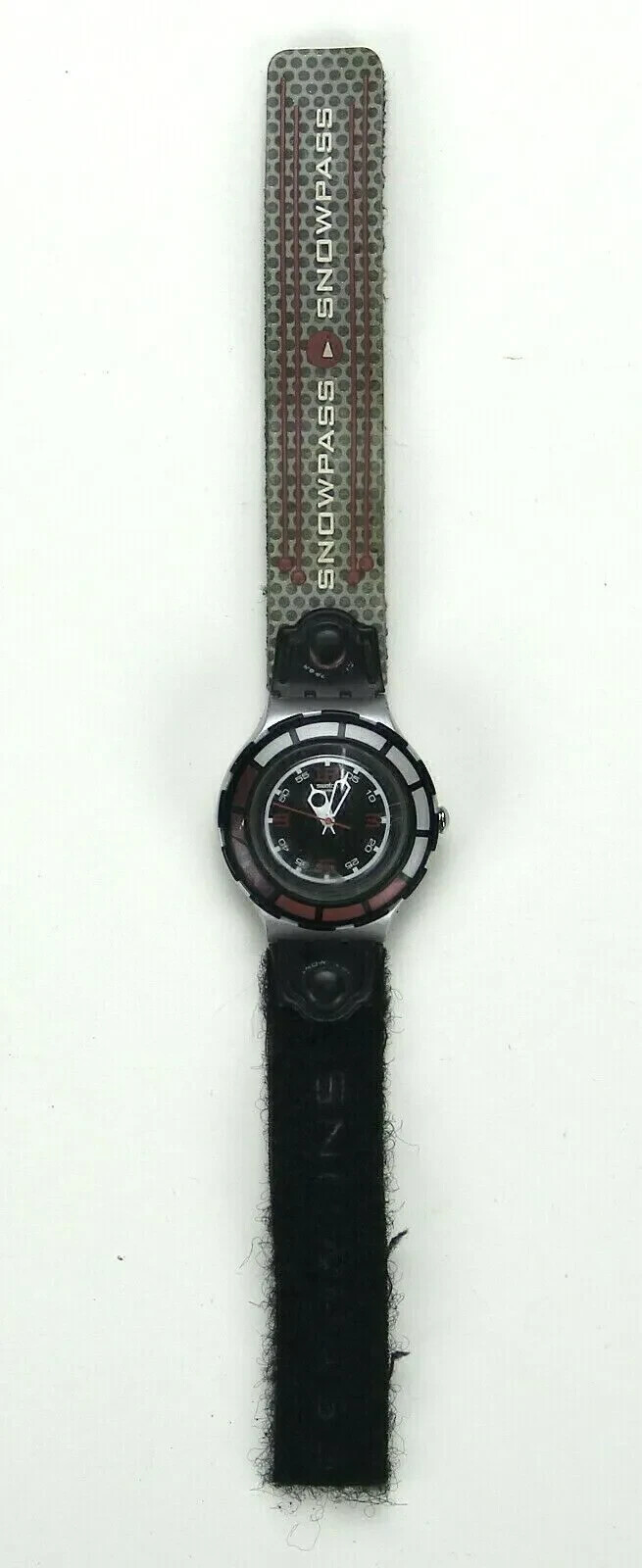 Foto 11 di 15
