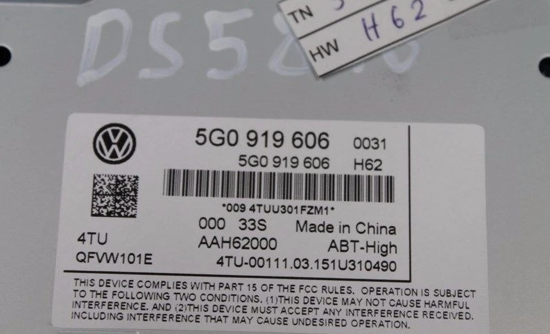 VW Golf 7 5G Display Di Controllo Infotainment Discover Pro 5G0919606 - Immagine 3 di 3