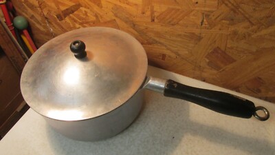 Antique  Cast Aluminum Sauce Pan & Lid 3 Qt