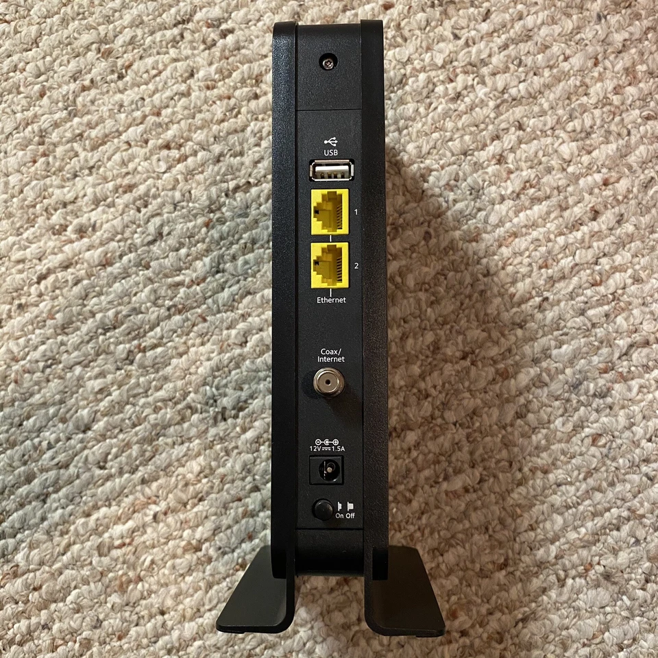 Netgear C3000 N300 Wi-Fi Cable Modem Router - Image 3 of 4