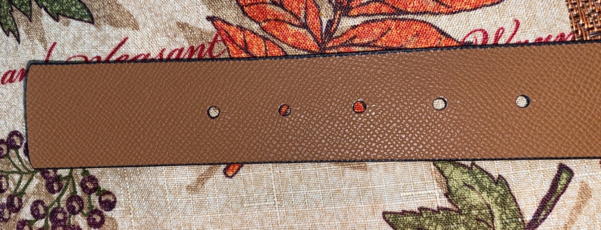 MICHAEL KORS MK Logo Twist Reversible Genuine LEATHER Luggage & Pink Belt Sz M To have and to hold. Our Marilyn bag gets a Signature twist  main image 2