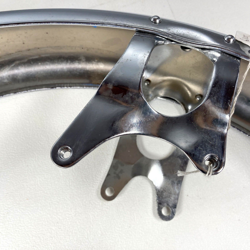 Guardabarros delantero nuevo Honda CB750K0 1969 CB450K3 CB450K4 61100-300-040XW genuino OEM - Imagen 5 de 14