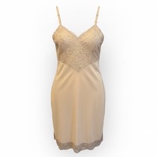 Vintage Vanity Fair Full Slip Size 36