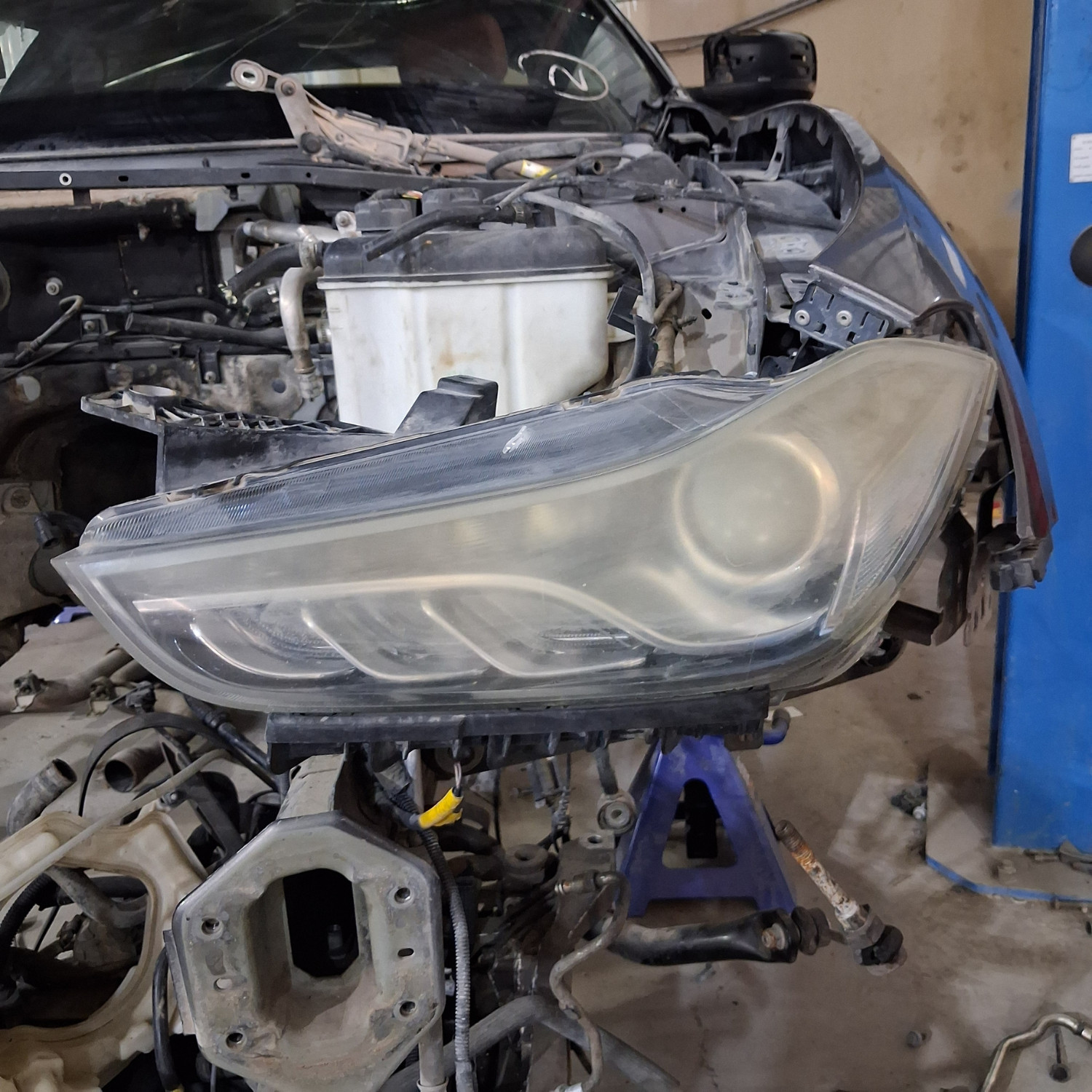 Maserati Ghibli 2014-2020 Armrest P/N 670014929