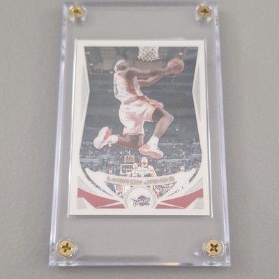 Topps 2005 Topps Chrome LeBron James #23 Cleveland Cavaliers NBA Card