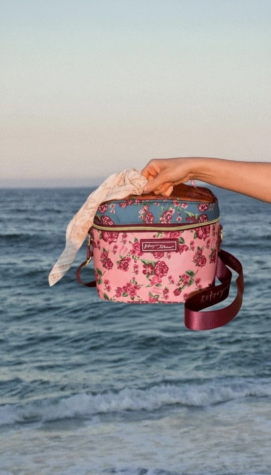 Betsey Johnson Rosa Floral Pacote com 6 Lancheiras Isoladas Estojo de Trem Refrigerador NOVO - Imagem 4 de 4