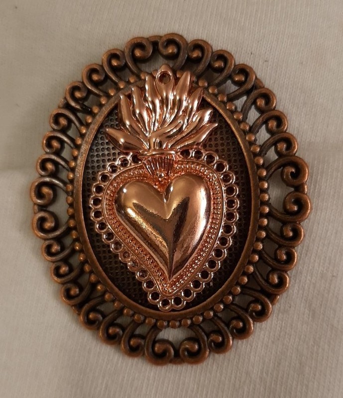 Handsome Swirled Rim Flaming Sacred Heart of Jesus Coppertone Medal Brooch Pin