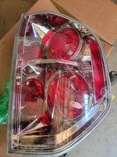 2002-2005 honda pilot SX passenger right side tail light OEM P2377 good conditio