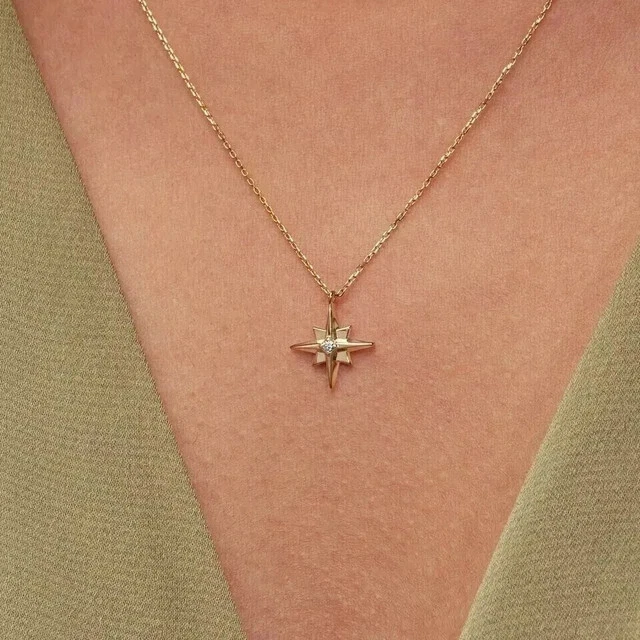 Pingente feminino estrela diamante criado em laboratório folheado a ouro amarelo 14K corte redondo prata - Imagem 2 de 4