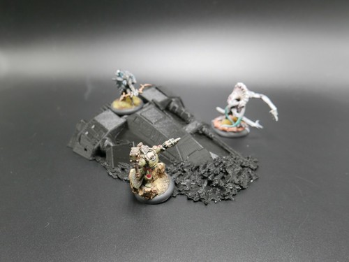 Tabletop Terrain Crashed Sci-Fi Space Ship - Picture 9 of 12