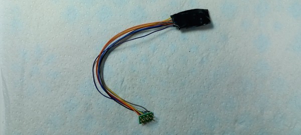 Decoder digital para locomotora con la instalación y verificación