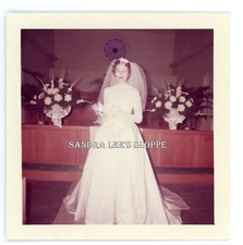 1960s Original Color Photo Beautiful Older Bride Woman Wedding Dress Flowers 262