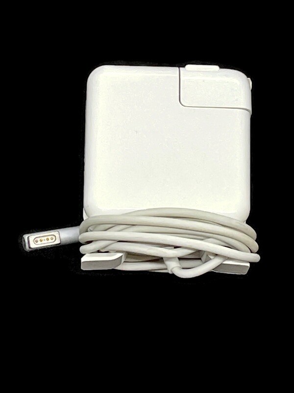 Replacement MagSafe Charger for Apple Devices (AE45) White