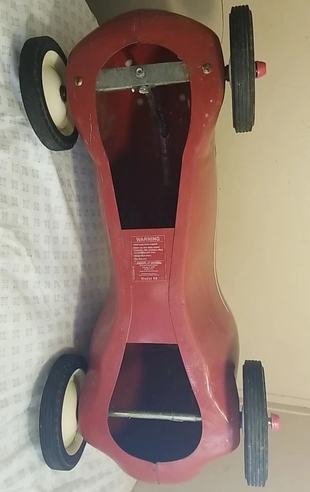 Radio Flyer Red Roadster #8 de colección paseo en coche de metal Foto 4 de 4