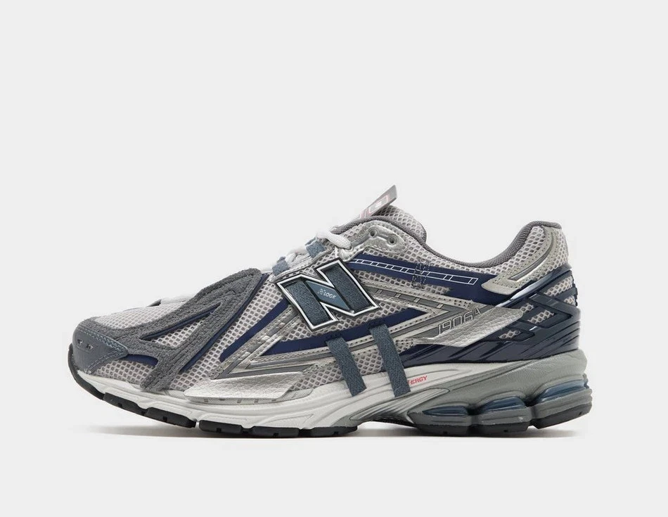 New Balance 1906A Trainers Men's Shoes in Grey