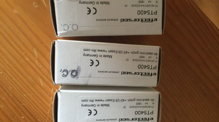1PCS New IFM PT5400 Pressure Sensor In Box Brand