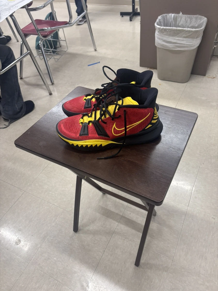 Preços baixos em Nike Kyrie 7 Multicoloured | eBay