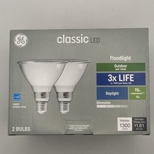 GE Classic LED Floodlight 90W Outdoor Wet Rated 3X LIFE Daylight 2 Bulbs
