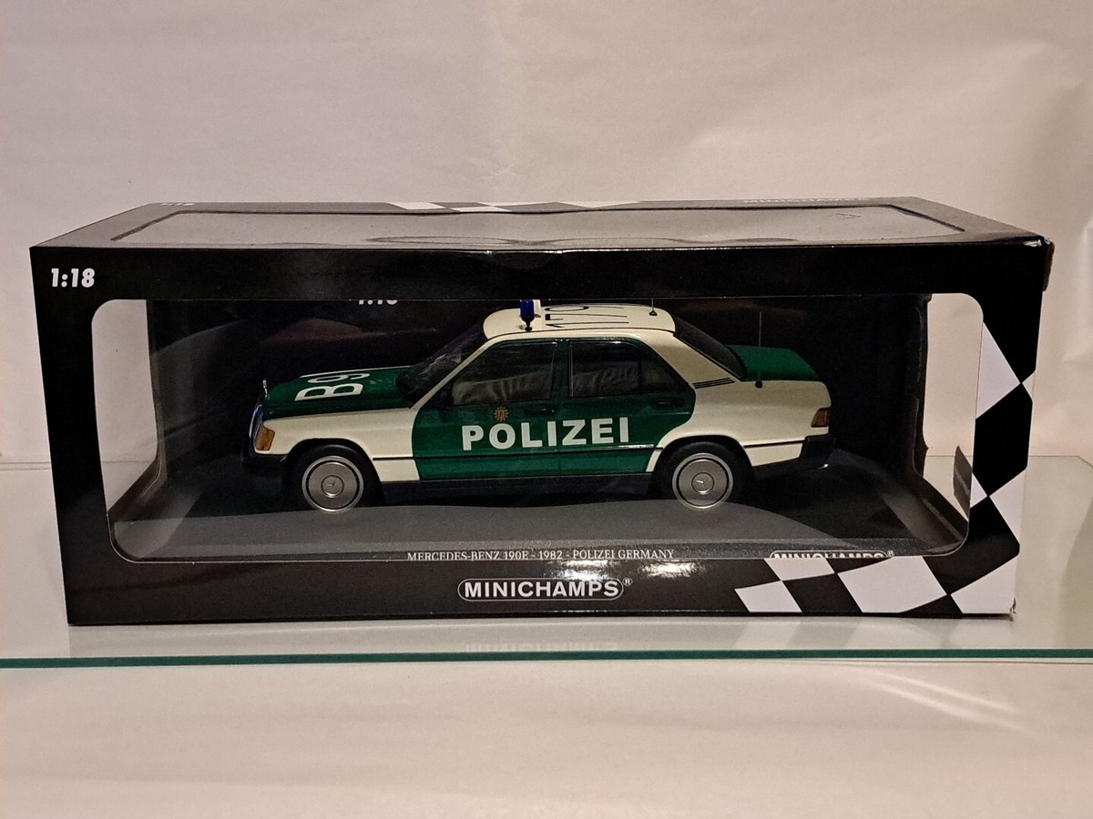 1:18 Scale Mercedes Benz 190E German police car Diecast model