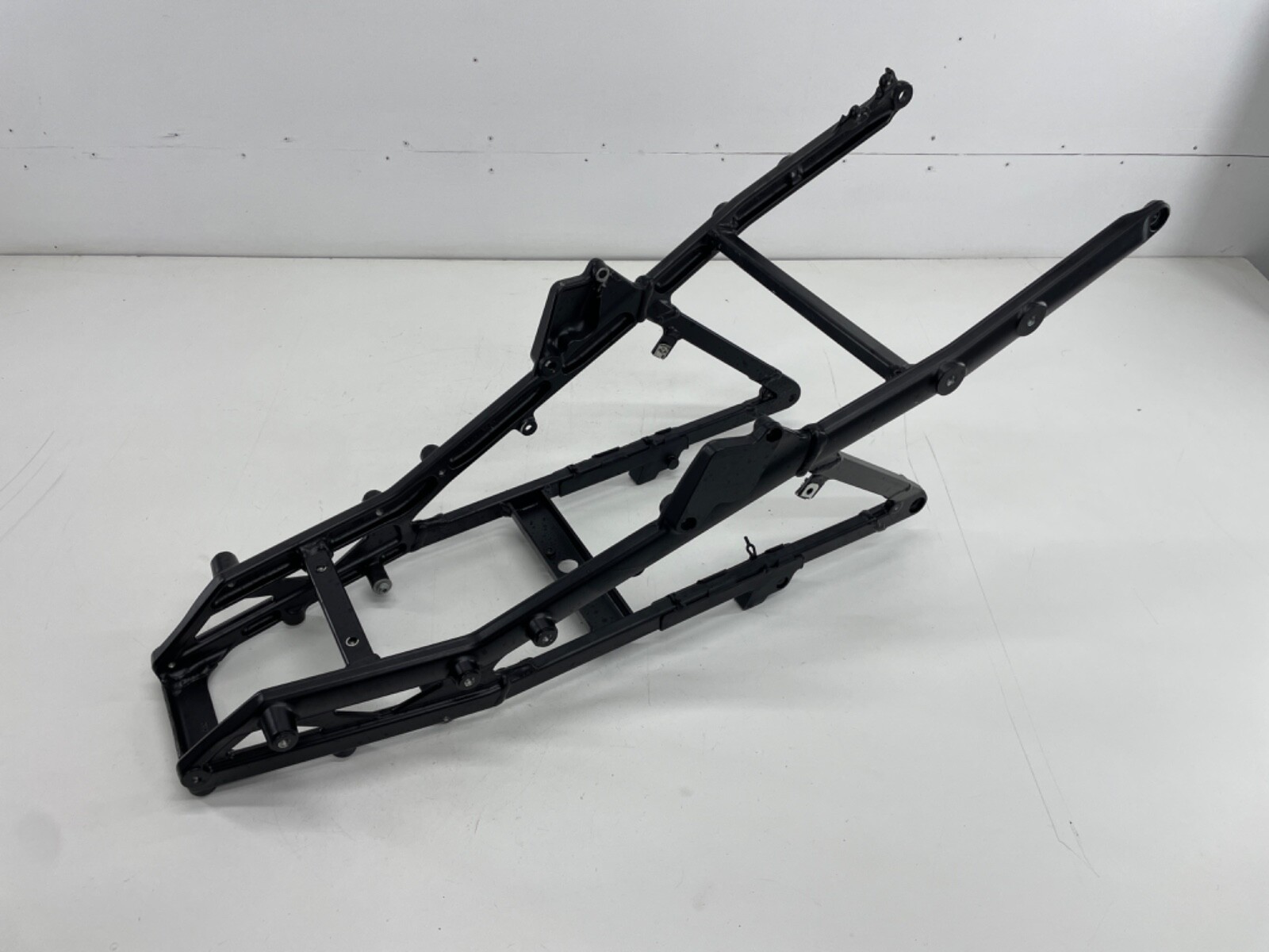 KTM 1090 ADVENTURE REAR SUBFRAME FRAME BODY BLACK 60303002031 1050CC 17-20