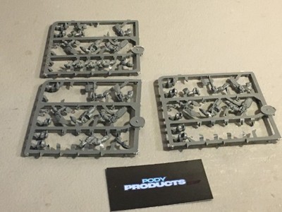 A38893 WARHAMMER 40K SPACE ORKS BITS ON SPRUE LOT BOYZ SHOOTA CHOPPA GW