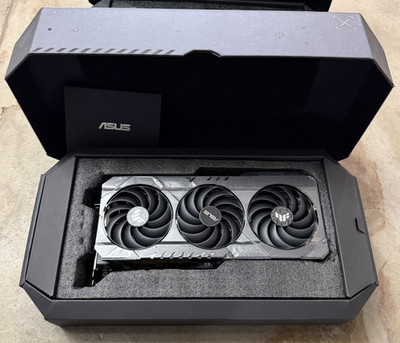***NO CORE NO VRAM*** ASUS RTX 4090 Tuf GAMING OG WITH BOX & MANUAL